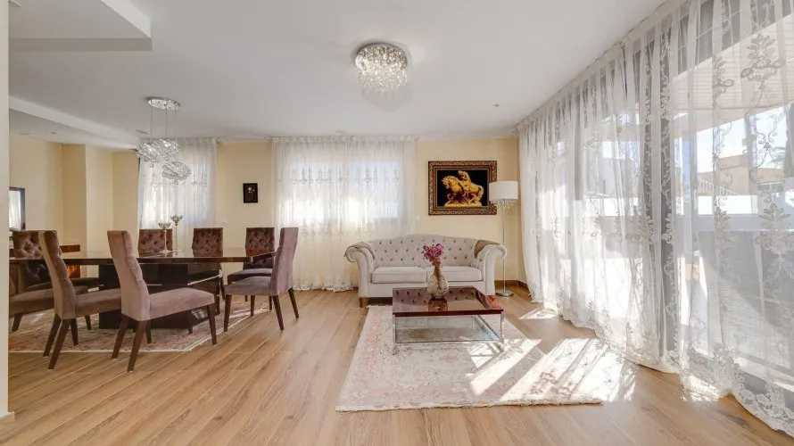 Villa de 461m² en Torrevieja, Spain No. 965 № 22