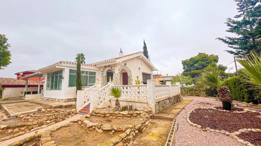 Villa de 3 dormitorios en Los Balcones, Spain No. 629 № 6