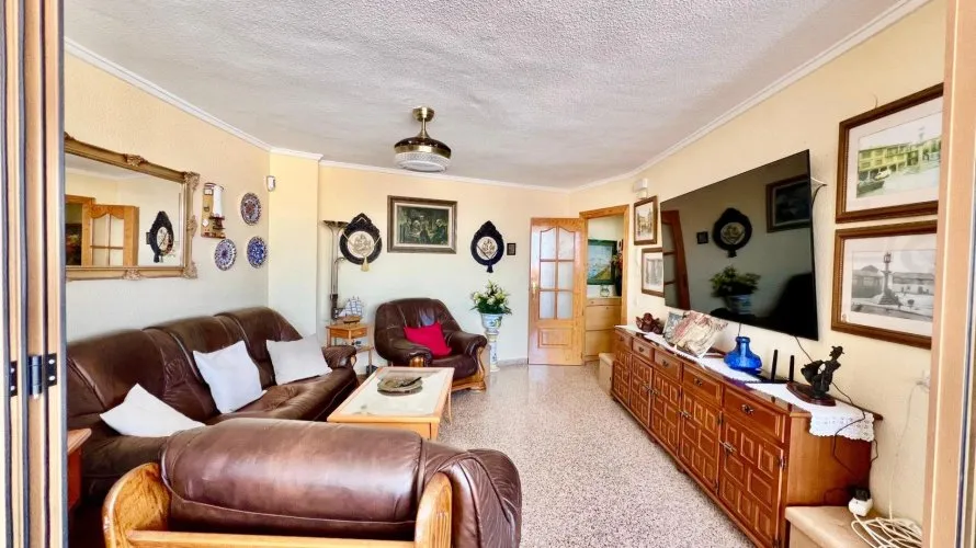 Apartamento de 3 dormitorios en La Mata, Spain No. 136 № 9
