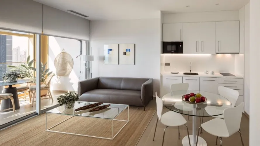 Apartamento de 3 dormitorios en Benidorm, Spain No. 367