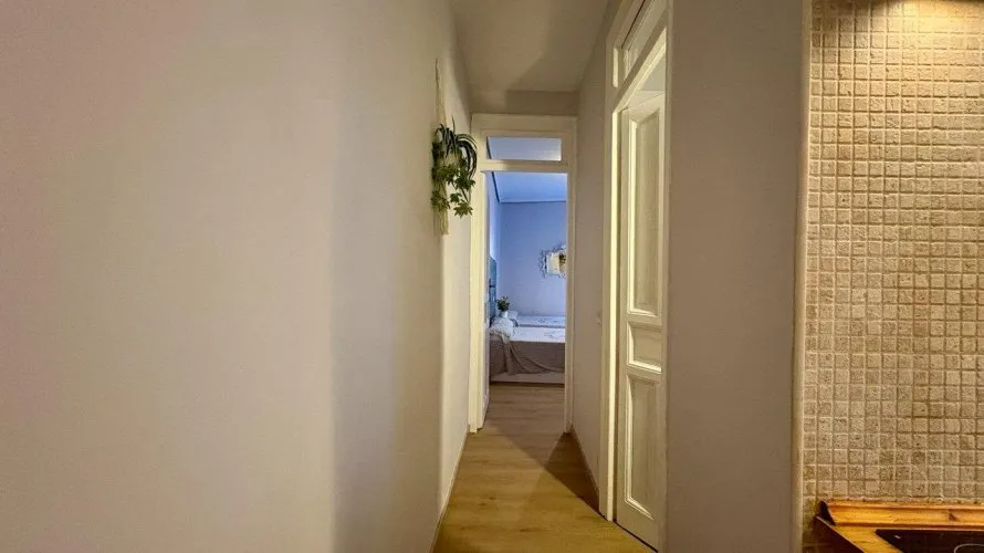 Apartamento de 2 dormitorios en Madrid, Spain No. 1032 № 7