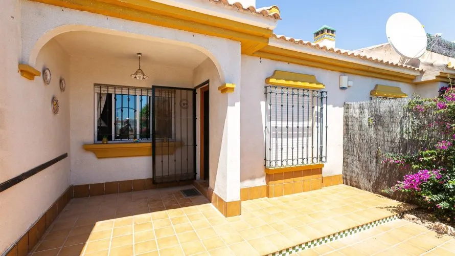 Сasa de 80m² en La Zenia, Spain No. 1359 № 27