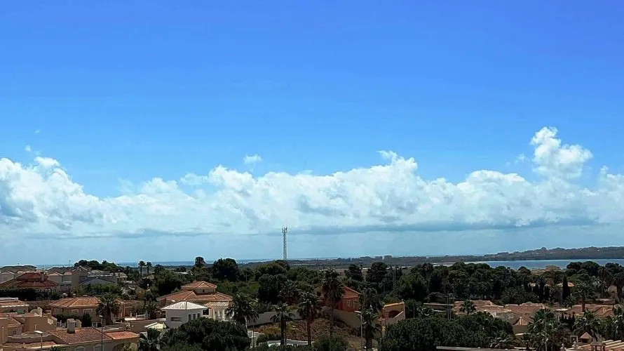 Villa de 3 dormitorios en Ciudad Quesada, Spain No. 492