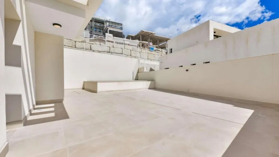 Villa de 7 dormitorios en Finestrat, Spain No. 796 № 10
