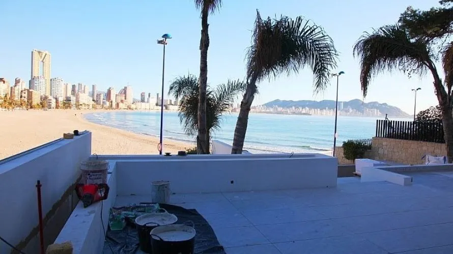 Apartamento de 4 dormitorios en Benidorm, Spain No. 339 № 14