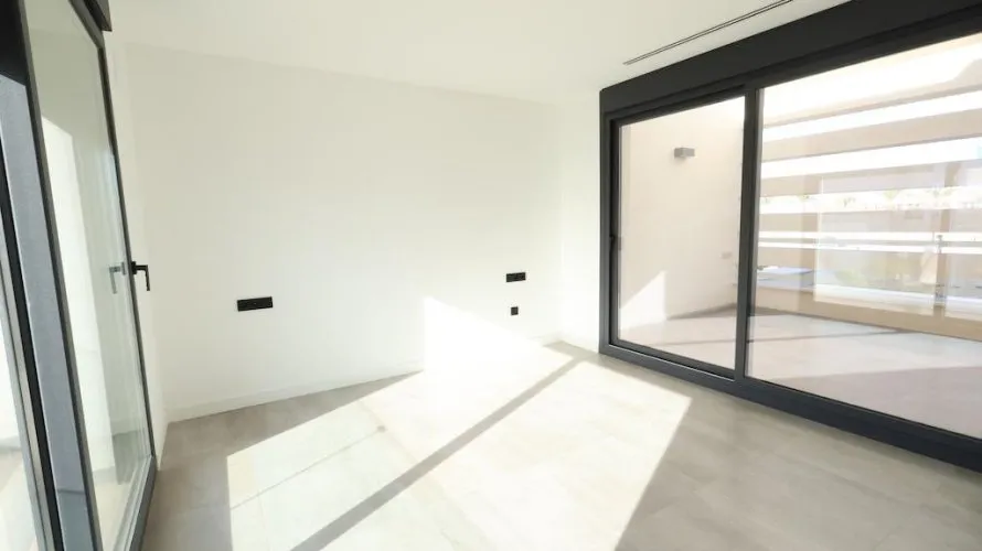 Apartamento de 3 dormitorios en Los Alcázares, Spain No. 654 № 10