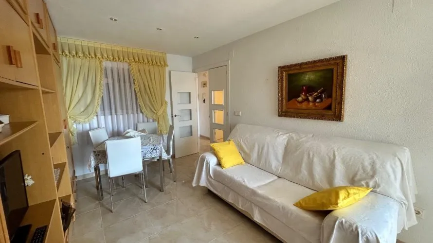Apartamento de 1 dormitorio en Benidorm, Spain No. 860 № 9