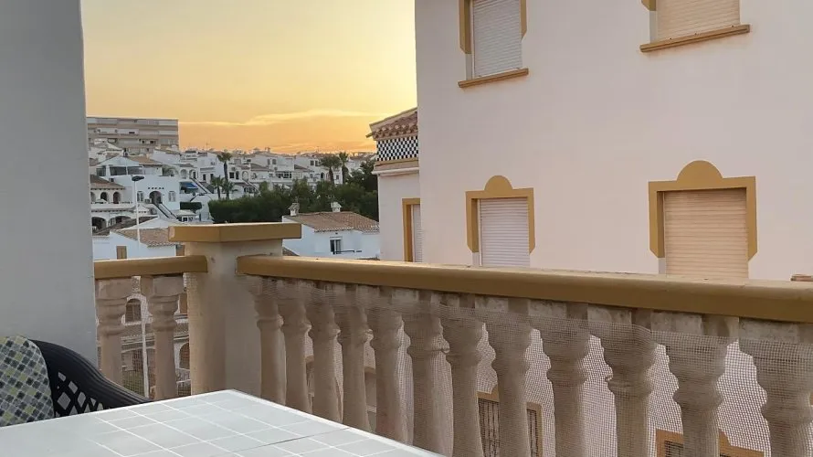 Apartamento de 3 dormitorios en Torrevieja, Spain No. 795 № 5