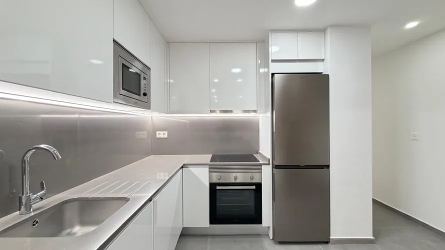 Apartamento de 3 dormitorios en Torrevieja, Spain No. 232 № 19