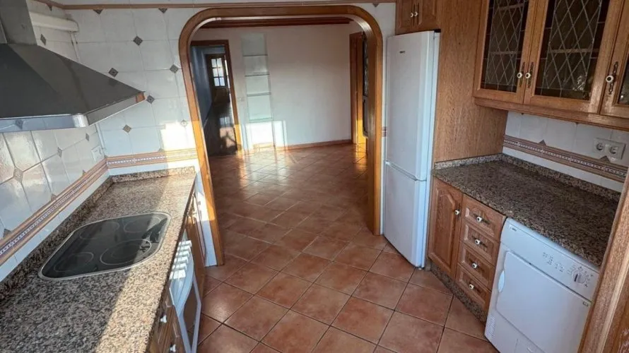 Apartamento de 3 dormitorios en Torrevieja, Spain No. 806 № 5