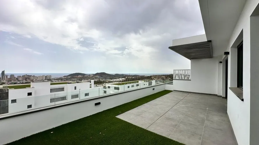 Apartamento de 2 dormitorios en Finestrat, Spain No. 589 № 27