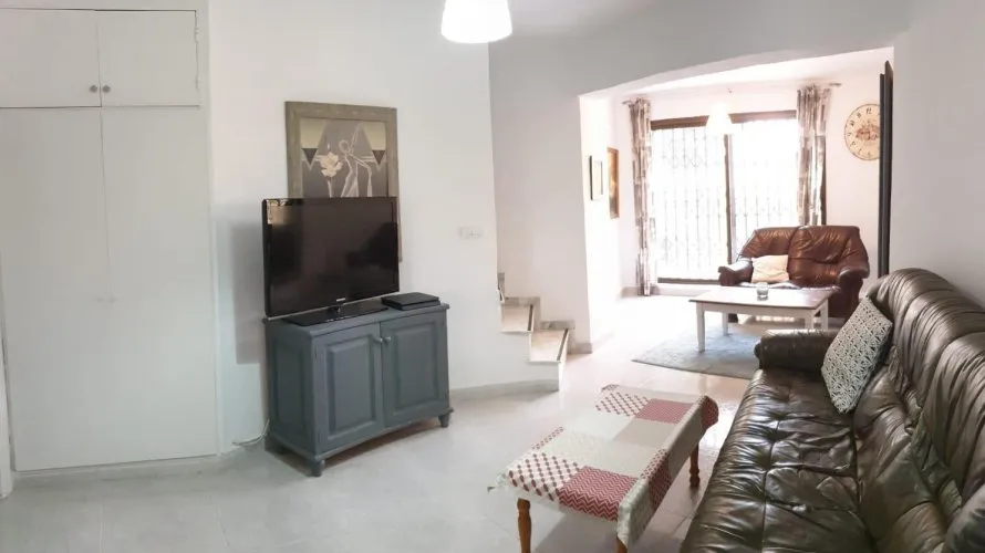 Villa de 6 dormitorios en Alicante, Spain No. 242 № 6