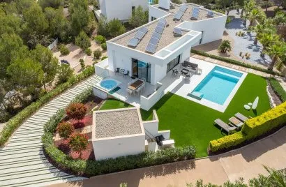 Villa de 4 dormitorios en Orihuela, Spain No. 1172
