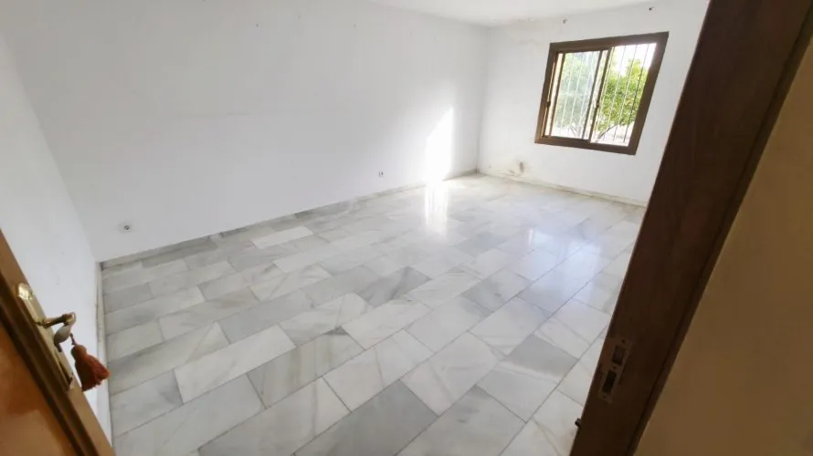 Apartamento de 5 dormitorios en Alicante, Spain No. 906 № 19