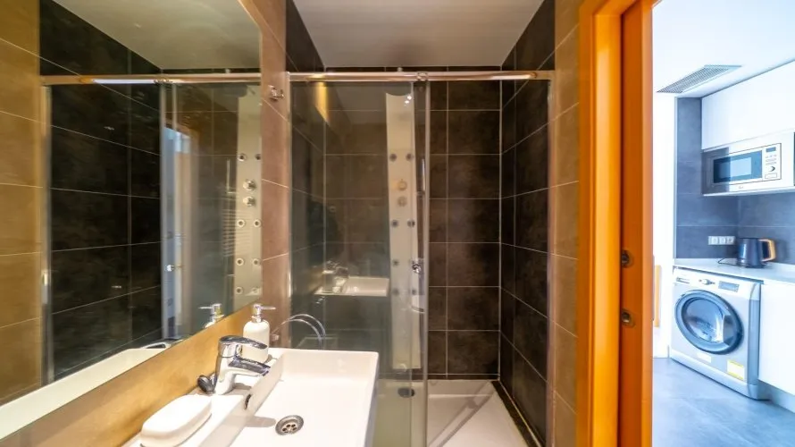 Apartamento de 1 dormitorio en Madrid, Spain No. 155 № 16