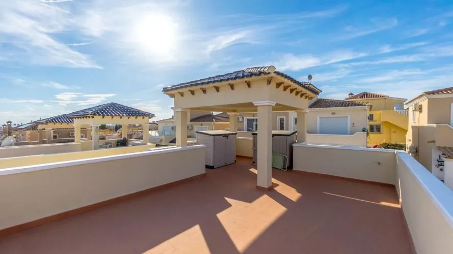 Сasa de 105m² en Campoamor, Spain No. 957