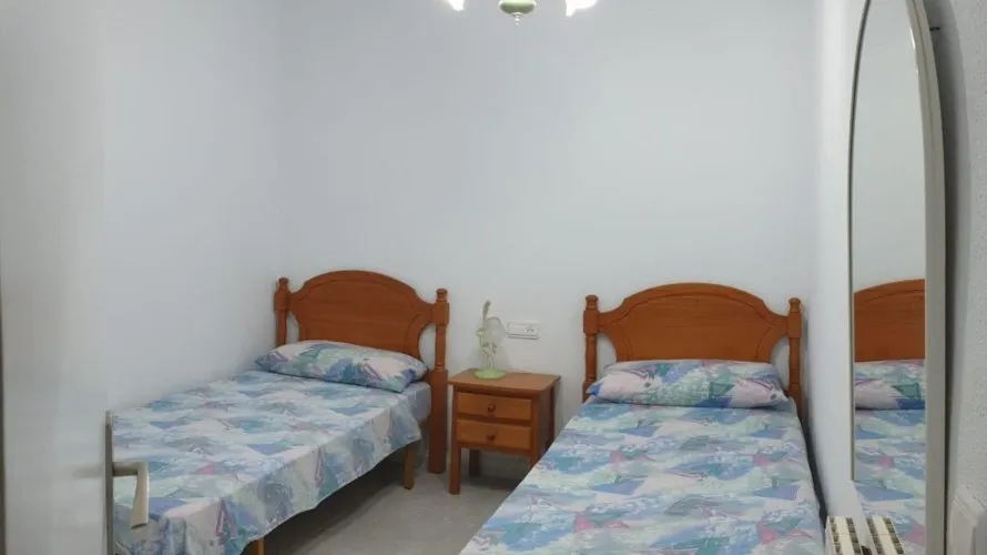 Villa de 6 dormitorios en Alicante, Spain No. 242 № 27
