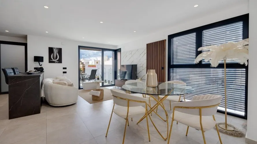 Apartamento de 3 dormitorios en Torrevieja, Spain No. 1392 № 10