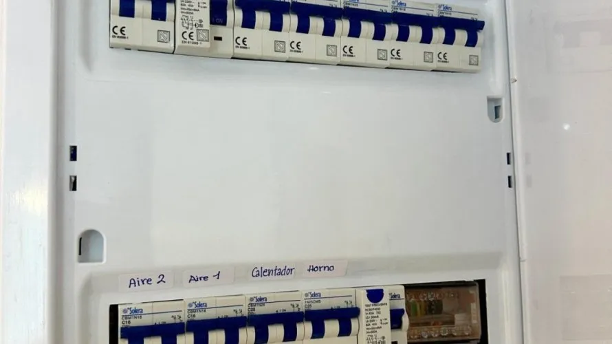 Apartamento de 3 dormitorios en Alicante, Spain No. 1330 № 15