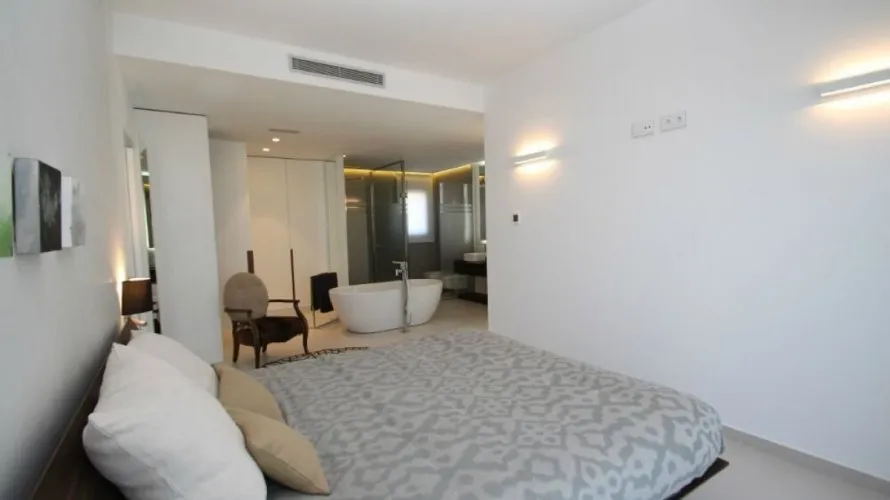 Villa de 197m² en La Zenia, Spain No. 252 № 19