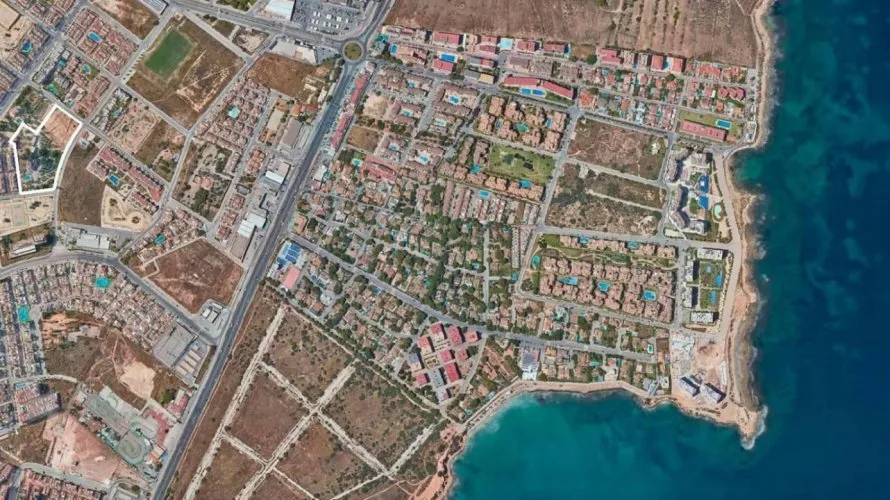 Apartamento de 2 dormitorios en Torrevieja, Spain No. 1329 № 12