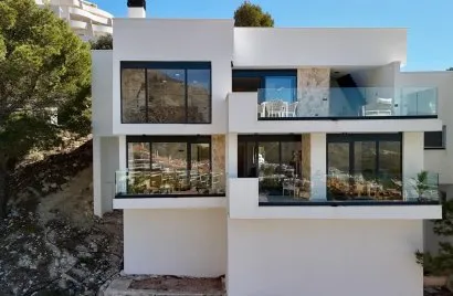Villa de 238m² en Altea, Spain No. 1004