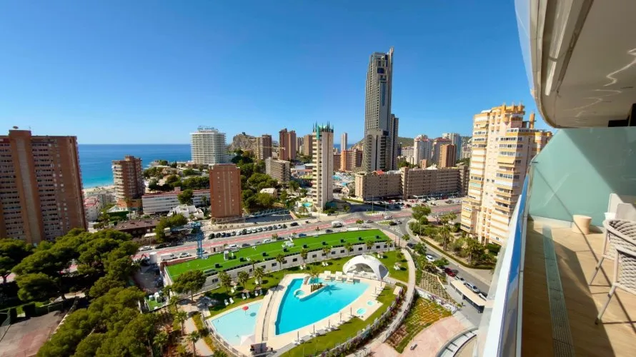 Apartamento de 3 dormitorios en Benidorm, Spain No. 1142 № 19
