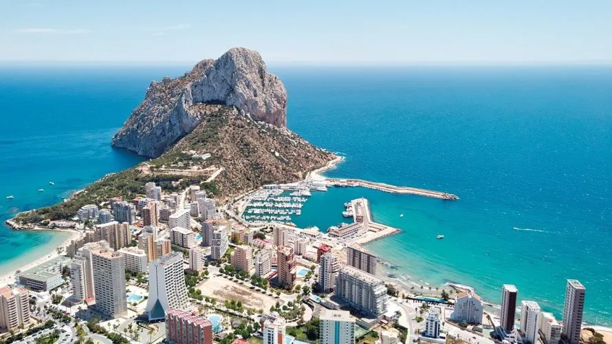Apartamento de 3 dormitorios en Calpe, Spain No. 382