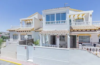 Сasa de 82m² en La Florida, Spain No. 1062