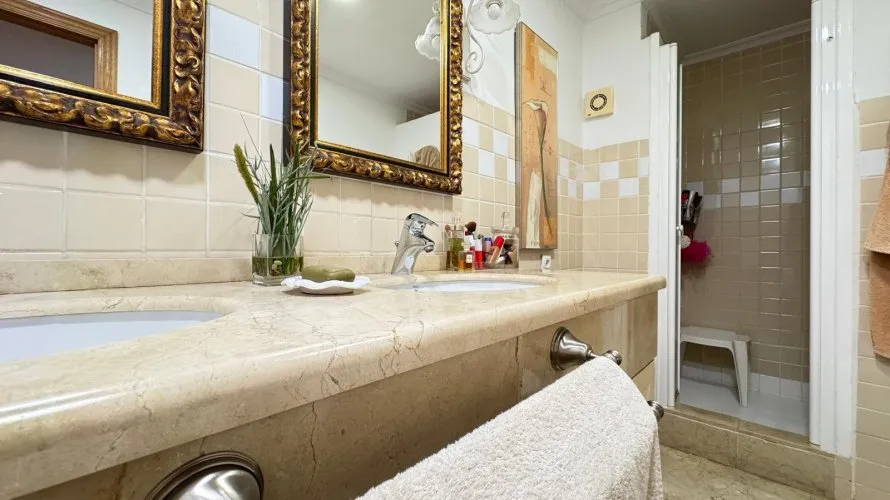 Apartamento de 4 dormitorios en Torrevieja, Spain No. 84 № 8