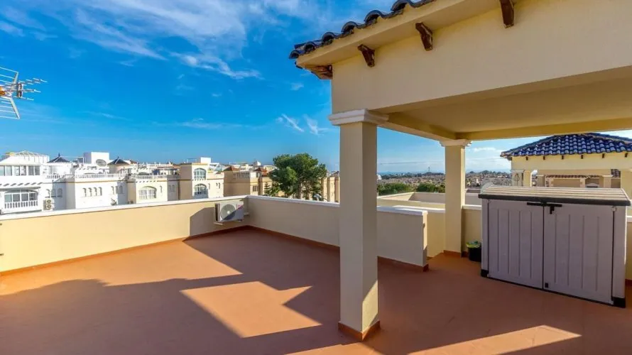 Сasa de 105m² en Campoamor, Spain No. 957 № 1