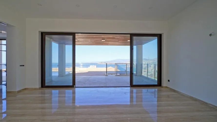 Apartamento de 4 dormitorios en Benidorm, Spain No. 459 № 25