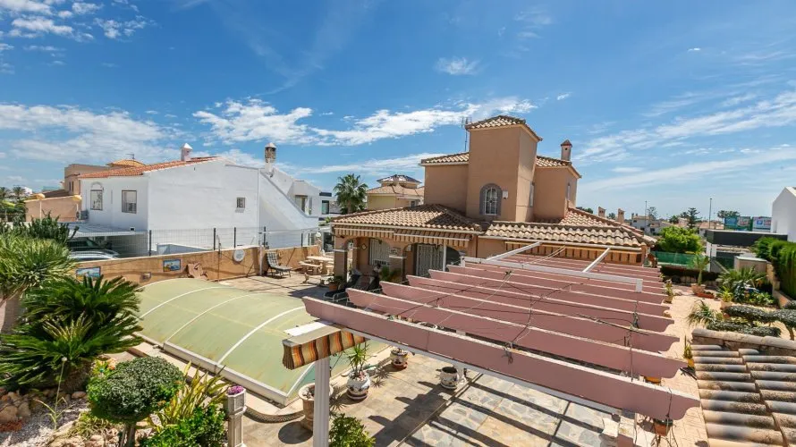 Villa de 158m² en Cabo Roig, Spain No. 1166 № 27