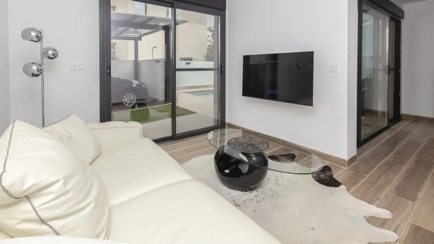 Villa de 120m² en Los Montesinos, Spain No. 894 № 12