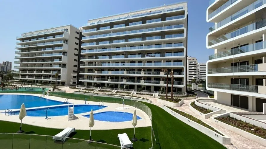 Apartamento de 3 dormitorios en Alicante, Spain No. 1230 № 28