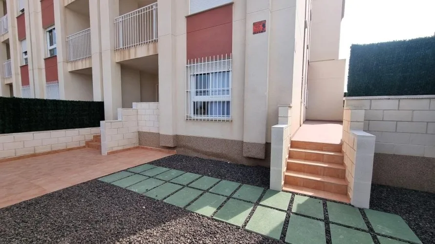 Apartamento de 2 dormitorios en La Zenia, Spain No. 686 № 13