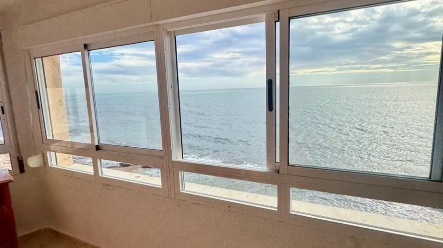 Apartamento de 4 dormitorios en Torrevieja, Spain No. 977 № 23