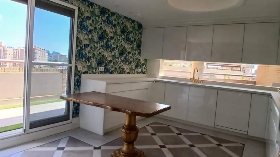 Ático de 3 dormitorios en Valencia, Spain No. 798 № 5
