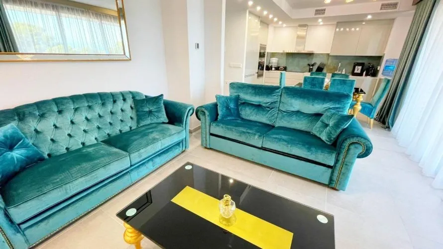 Apartamento de 3 dormitorios en Villajoyosa, Spain No. 744 № 1