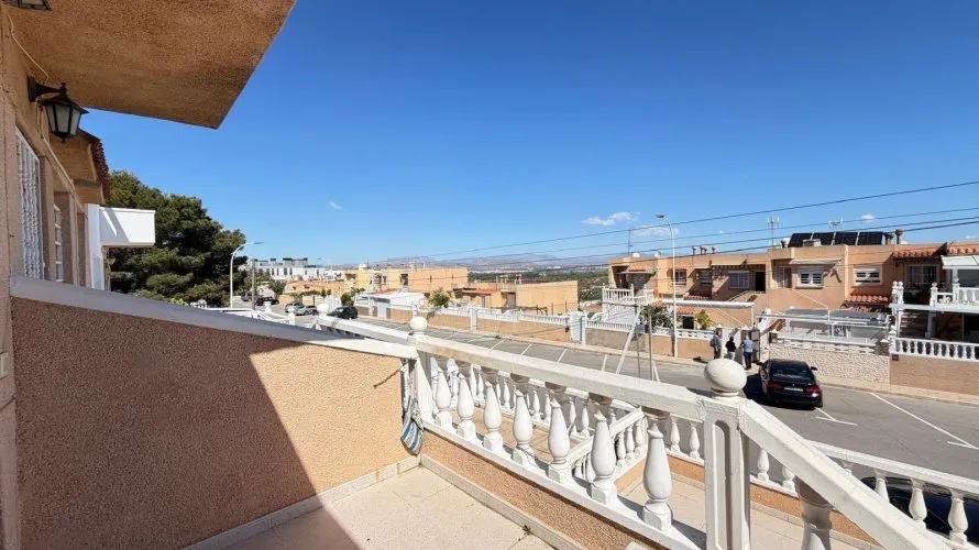 Сasa de 3 dormitorios en Gran Alacant, Spain No. 1073 № 23