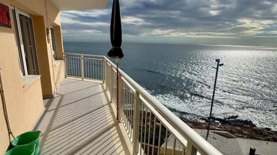 Apartamento de 4 dormitorios en Torrevieja, Spain No. 977 № 5