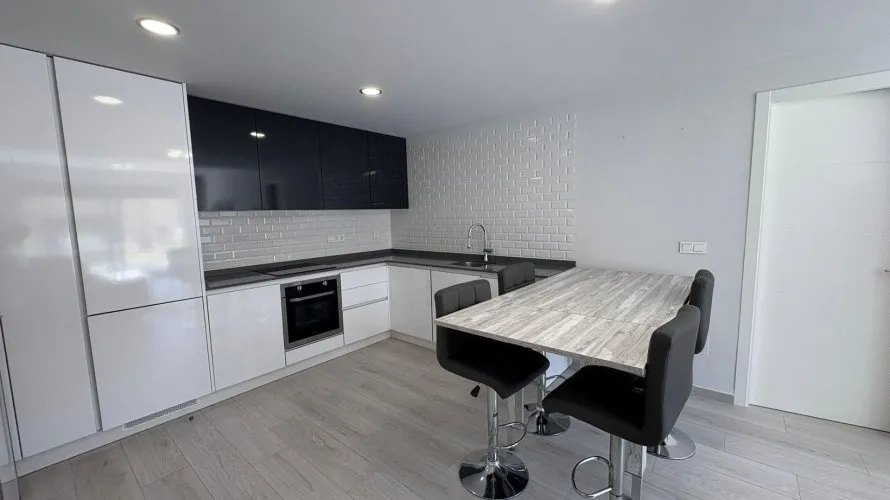 Apartamento de 2 dormitorios en Villamartin, Spain No. 1002 № 7
