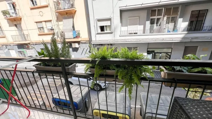 Apartamento de 3 dormitorios en Valencia, Spain No. 1322 № 19