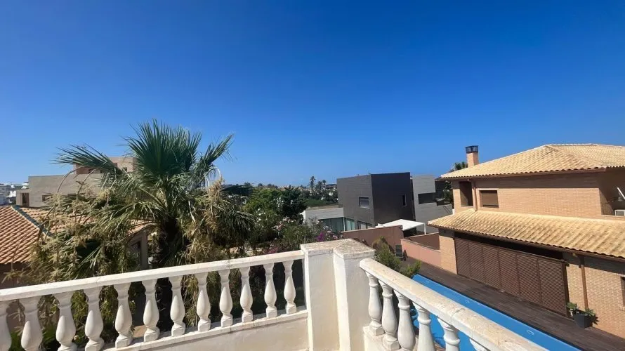 Сasa de 5 dormitorios en Torrevieja, Spain No. 802 № 6