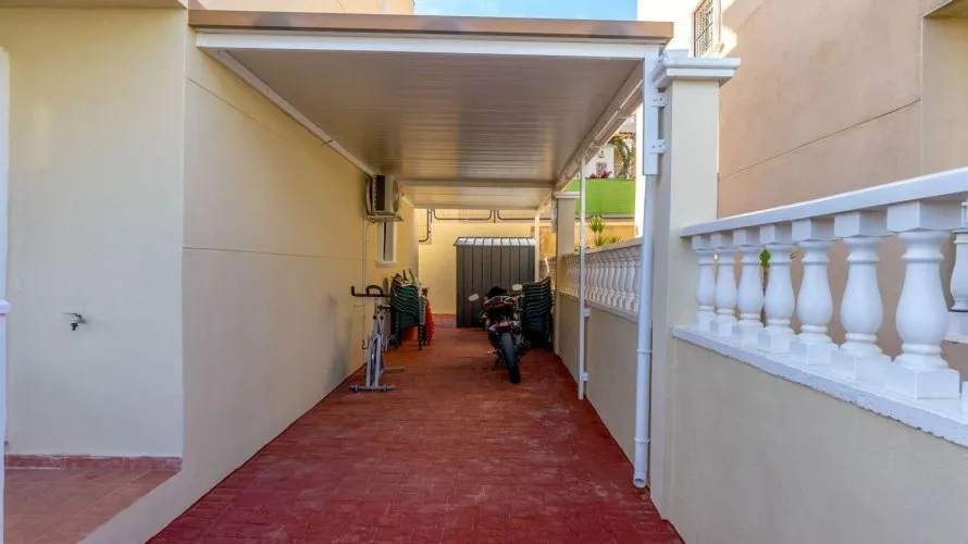 Сasa de 105m² en Campoamor, Spain No. 957 № 25