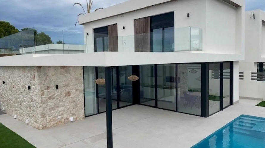 Villa de 3 dormitorios en Alicante, Spain No. 534 № 14