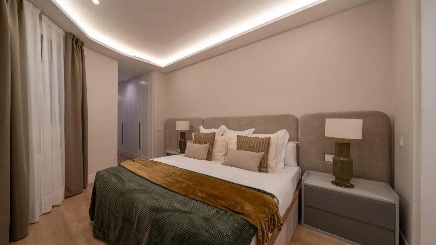 Apartamento de 2 dormitorios en Madrid, Spain No. 823 № 16