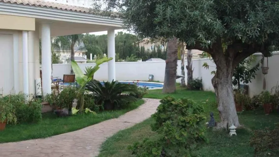Apartamento de 4 dormitorios en L'Eliana, Spain No. 1313 № 3