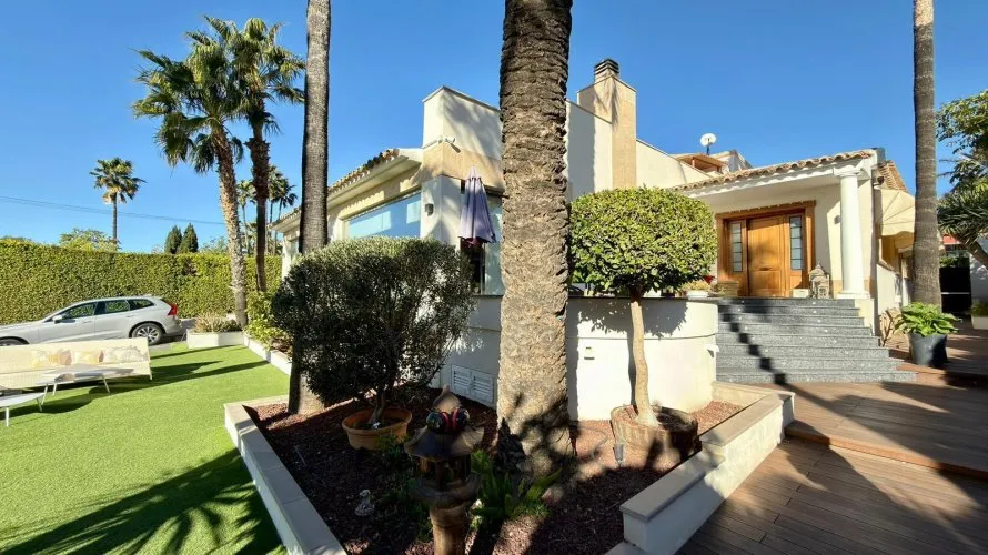 Villa de 6 dormitorios en Benidorm, Spain No. 246 № 22