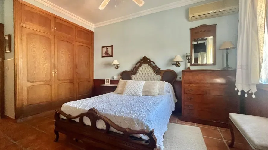 Villa de 3 dormitorios en Torrevieja, Spain No. 742 № 28